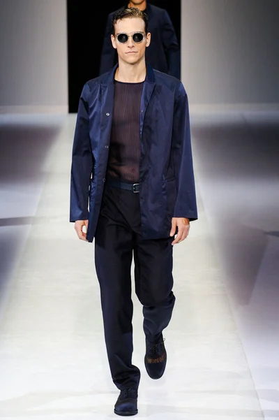 Look 4